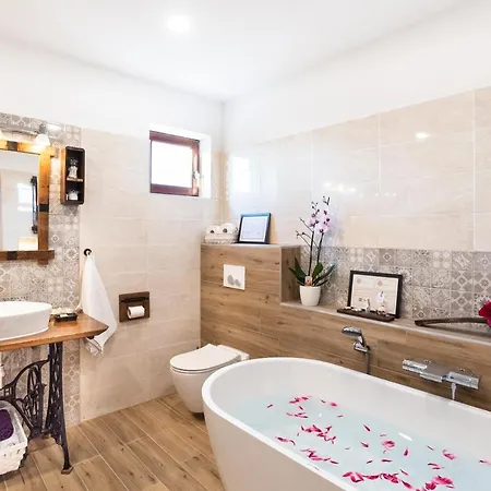 Boutique House Rustikana Nyaraló Izola