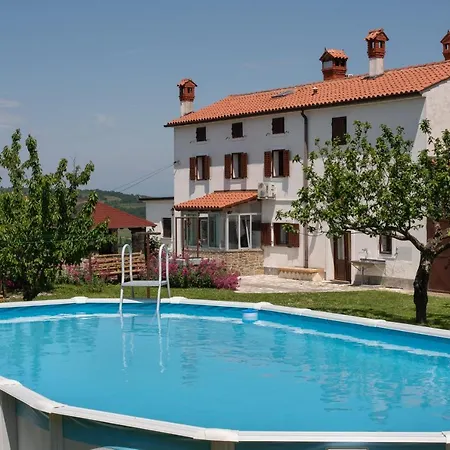 Vakantiehuis Boutique House Rustikana