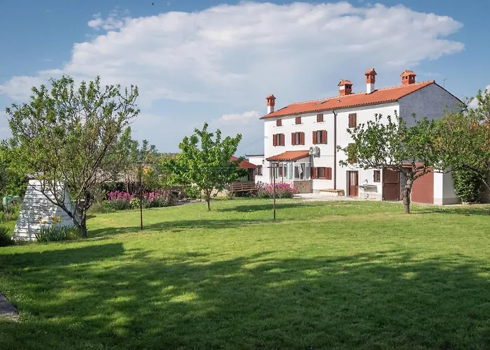 بيت للعطل Boutique House Rustikana