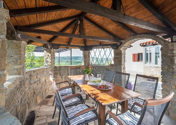 Feriehus Boutique House Rustikana Izola