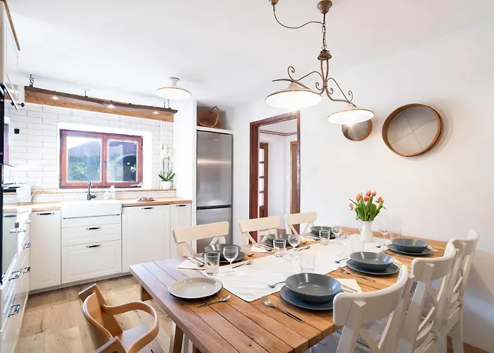 Boutique House Rustikana إيزولا